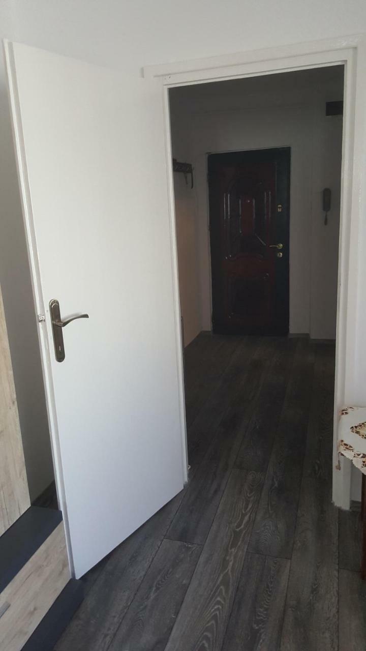 Apartament Victory Apartamento Orşova Exterior foto